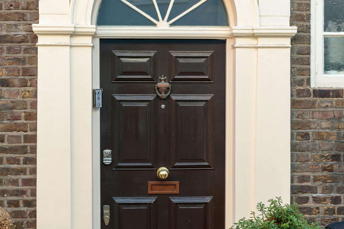 UK house front door buying property